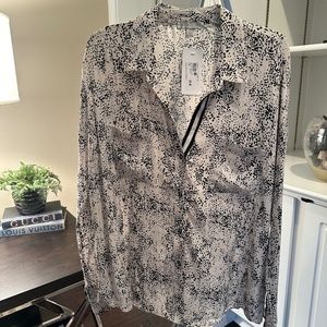 Evereve Korey Snake Button down blouse